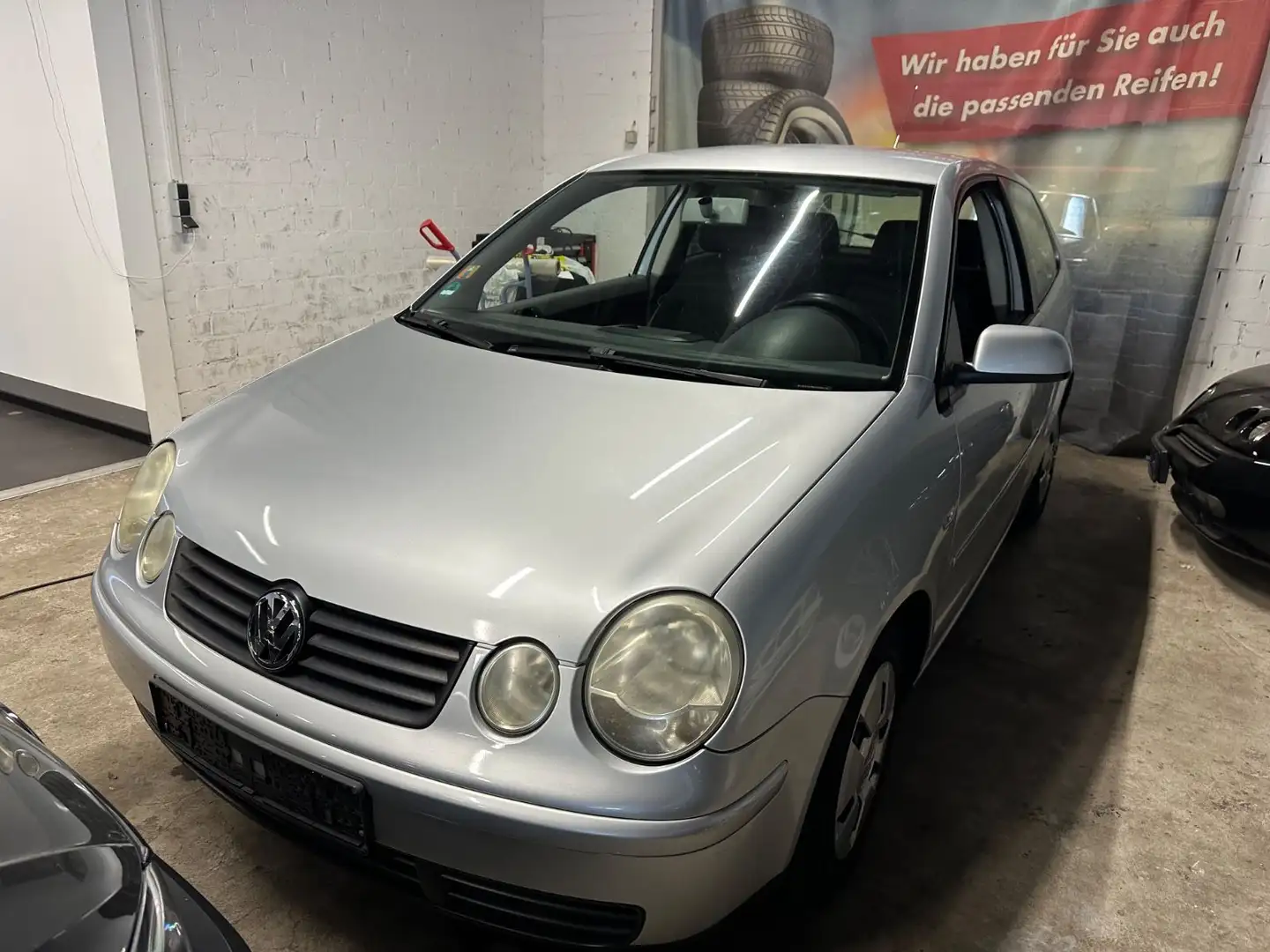 Volkswagen Polo IV Comfortline Silber - 1