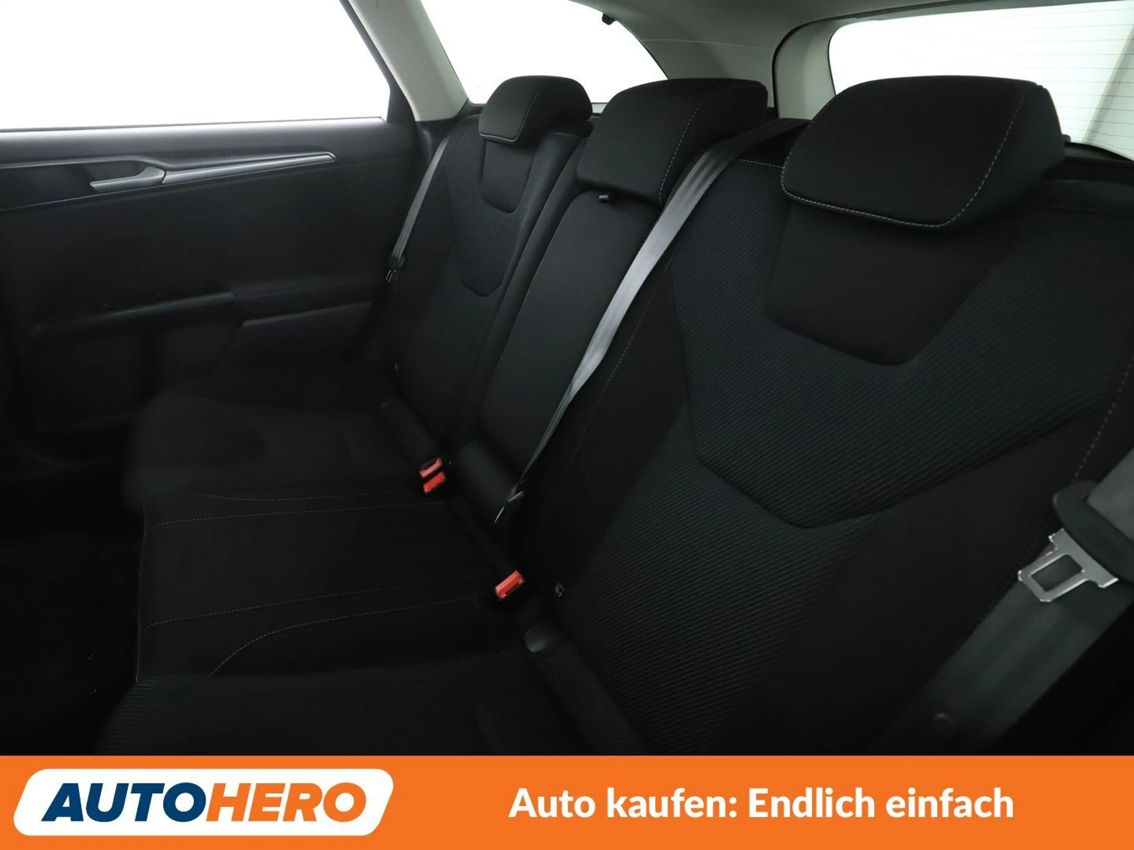 Ford Mondeo 1.5 EcoBoost Titanium*NAVI*LED*SPUR*PDC*SHZ* — photo 14