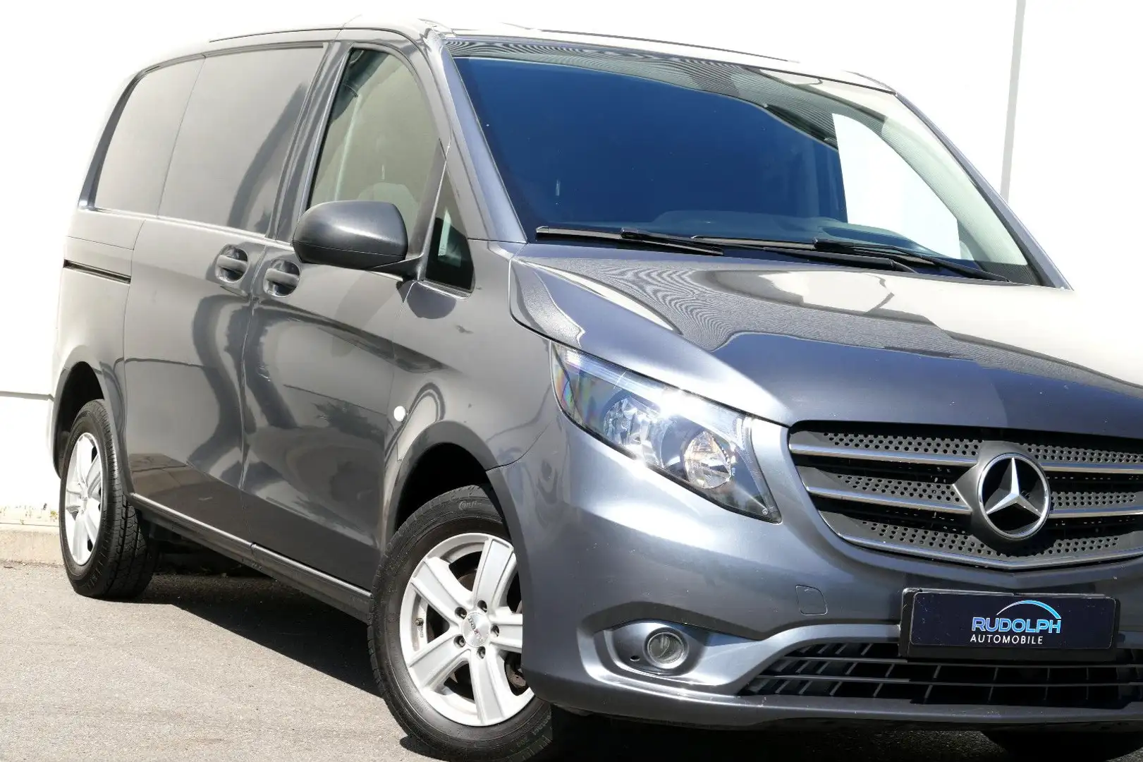 Mercedes-Benz Vito 1,6 CDI TEMPOM.*NAVI*KLIMA*AHK*TÜV*GARANTIE Gris - 2