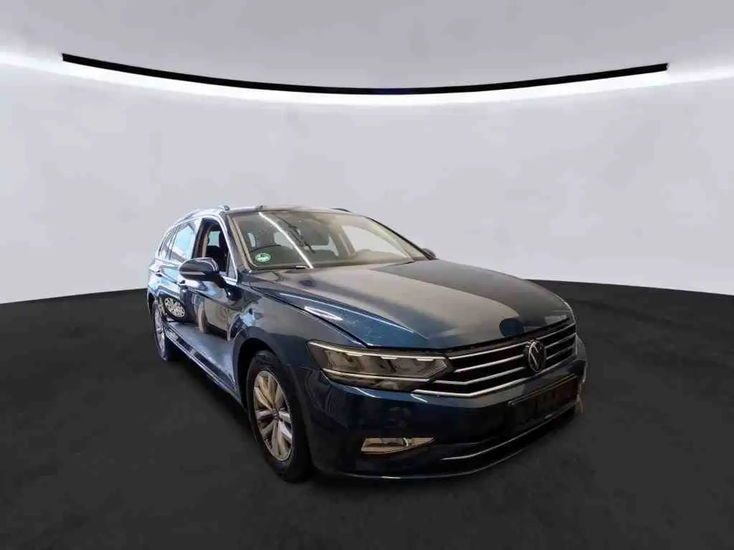 Volkswagen Passat Variant 2.0 TDI DSG BUSINESS +AHK +LED +ACC +RKAM +NAVI + Blau - 2