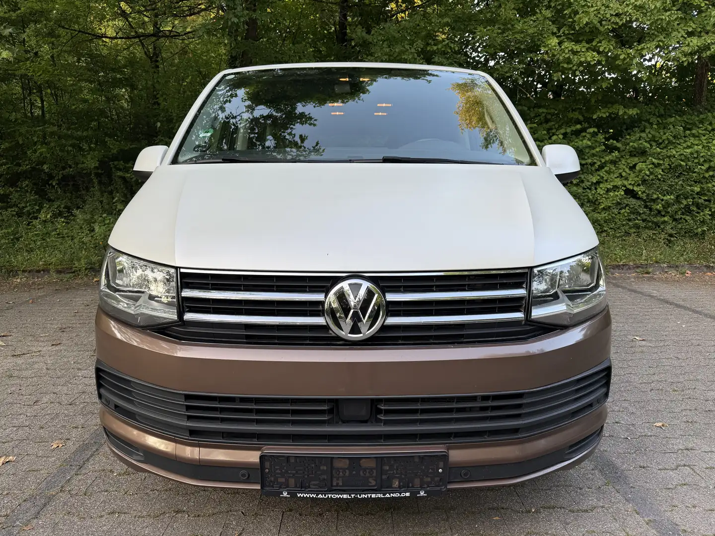 Volkswagen T6 Multivan Multivan Comfortline DSG Navi Assistenz XLRadstand Grün - 1