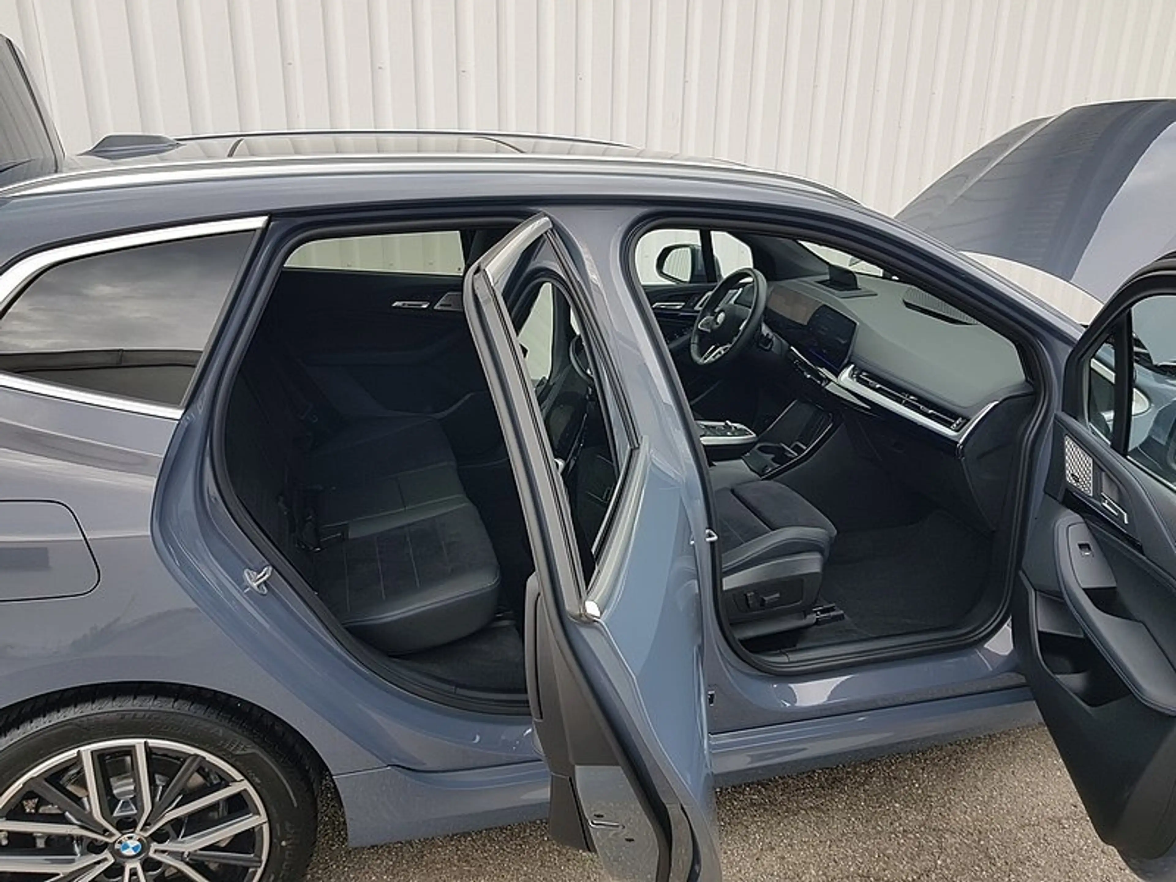 BMW 223 i xDrive ActiveTour*M-Sport*HUD*DrivgPlus*AHK*Pano — photo 8