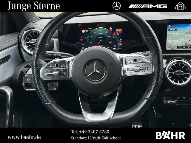 Mercedes-Benz 250 view 13