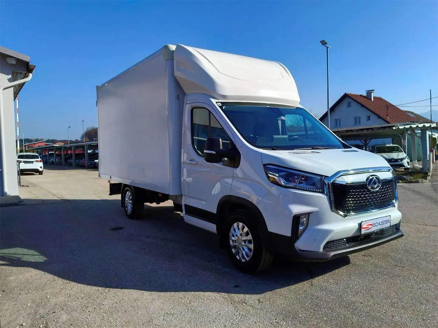Maxus eDeliver 9 L3 65kWh Koffer Kofferaufbau Weiß - 1