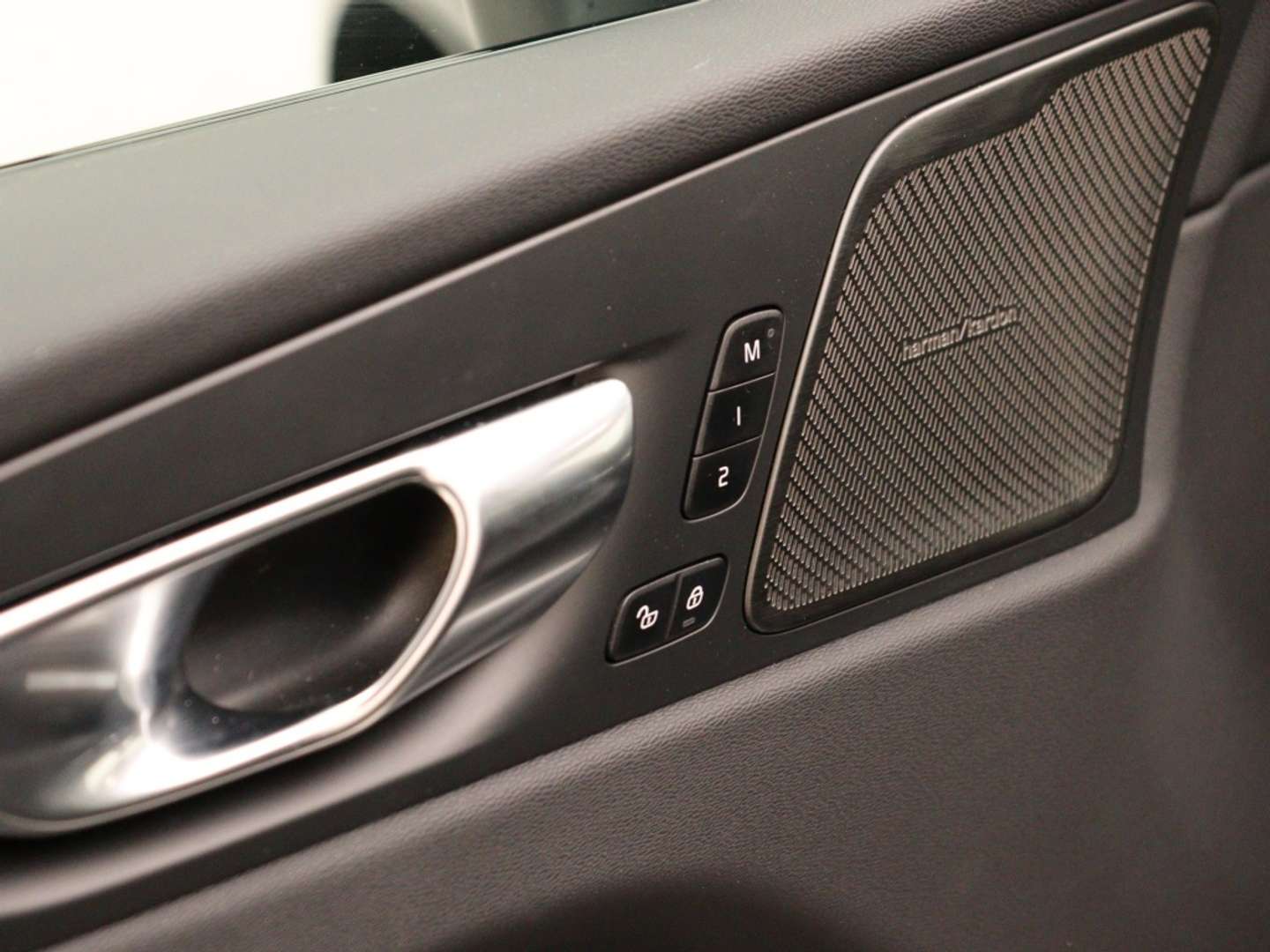 Volvo XC60 T8 Ultimate - 2025 - Joinsteer - #13