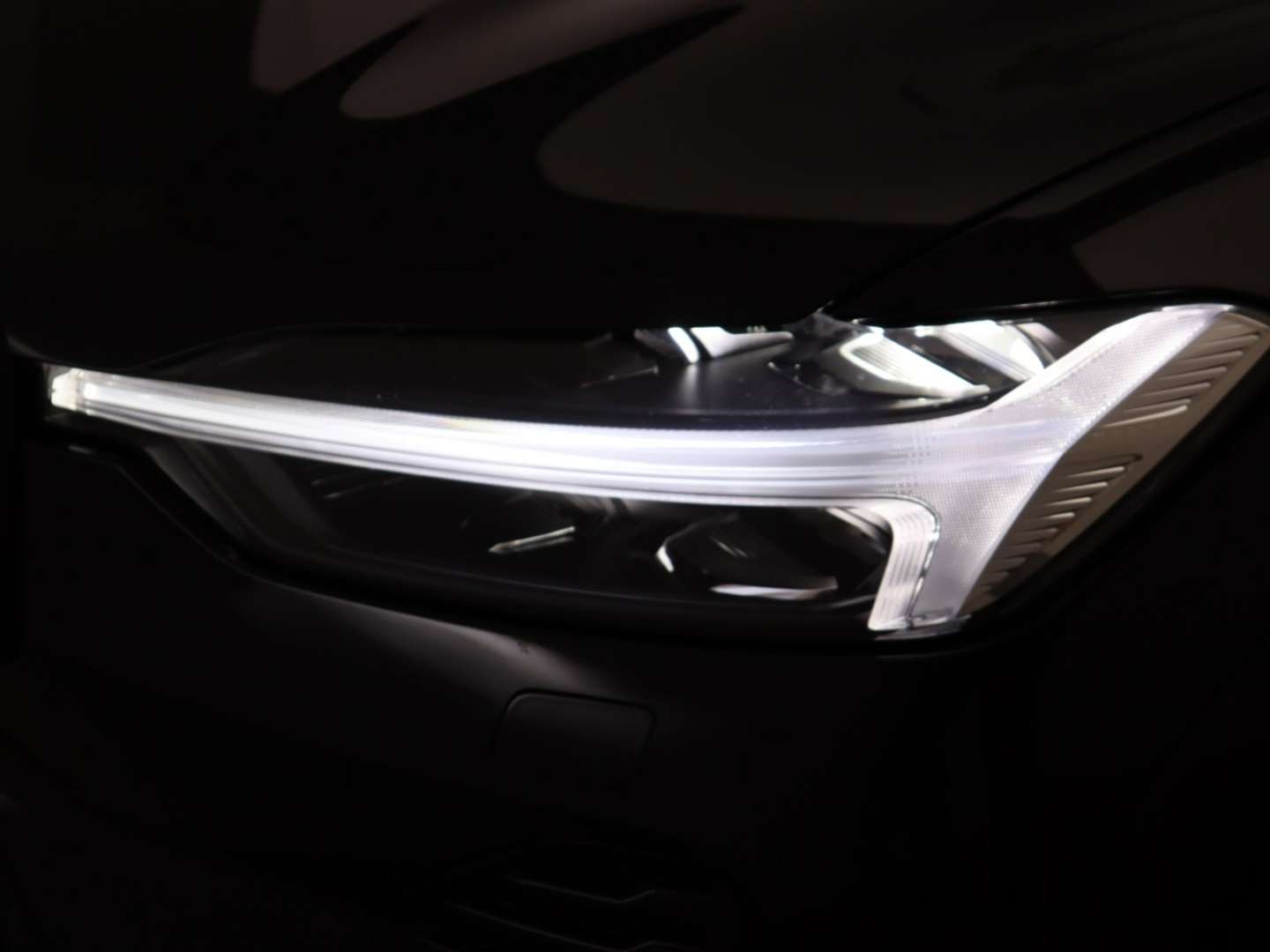 Volvo XC60 T8 Ultimate - 2025 - Joinsteer - #10