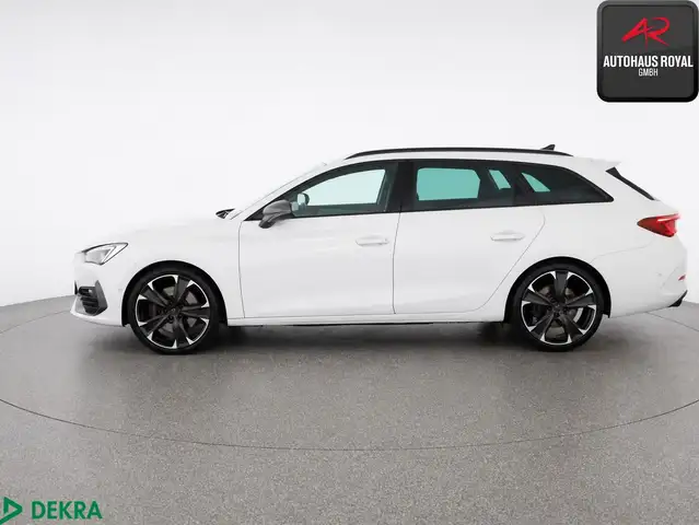 Cupra Leon view 2