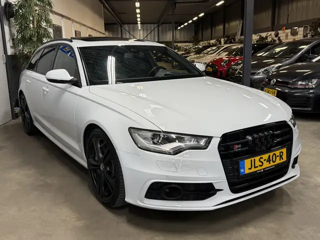 Audi A6 view 4