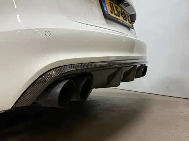 Audi A6 view 8