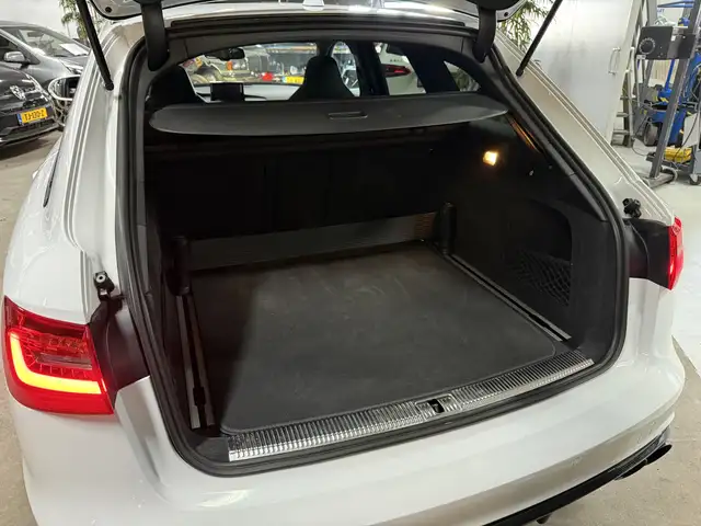 Audi A6 view 7