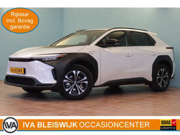 Team D 71 kWh | NAVI | 360-CAMERA + PDC | STUUR /