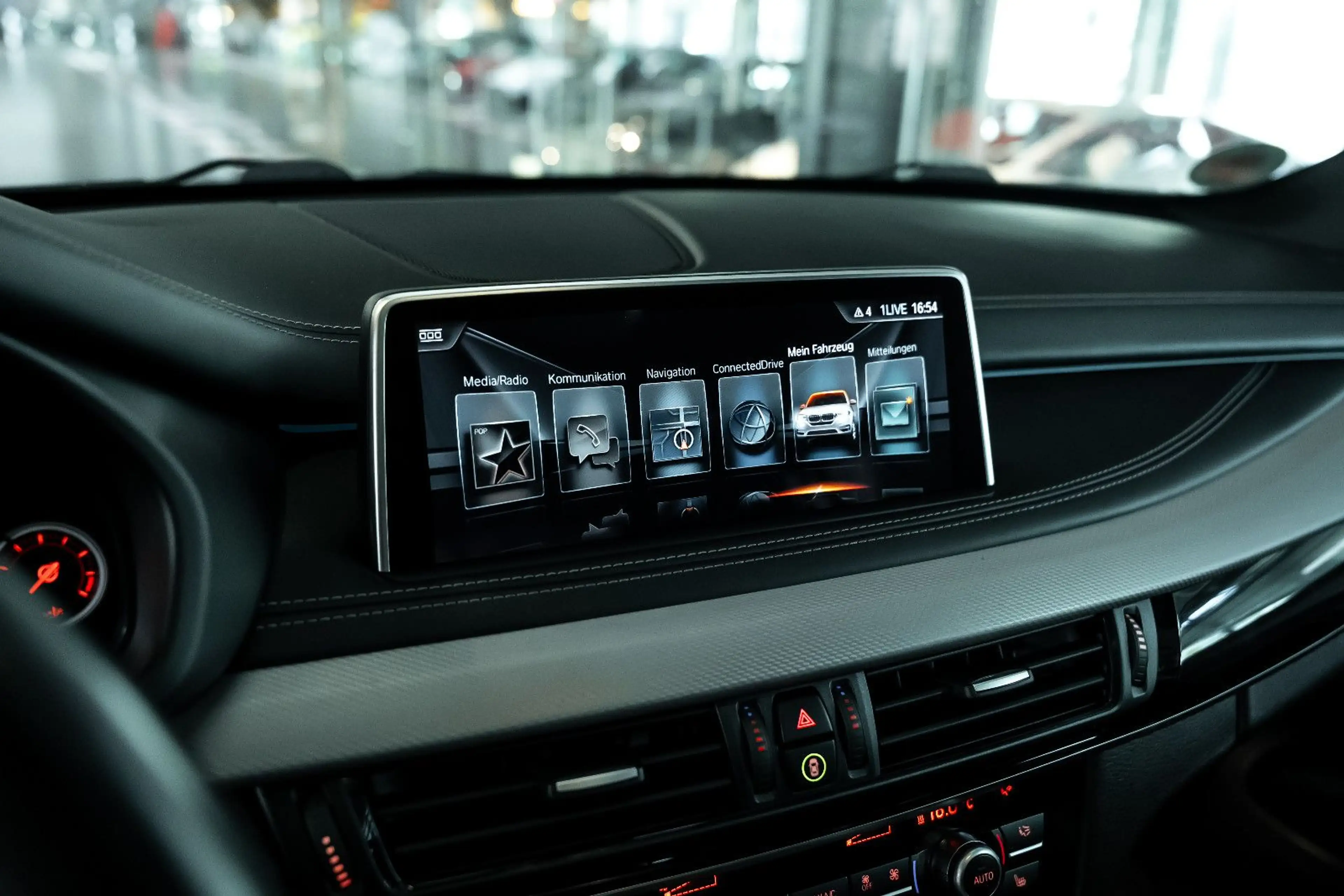 BMW X5 xDrive 30 d/ 7 Sitzer — photo 14