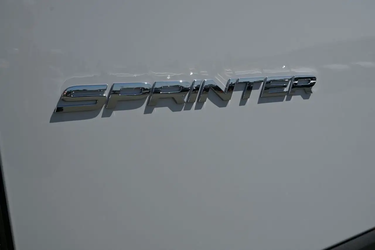 Mercedes-Benz Sprinter снимка Mercedes-Benz Sprinter