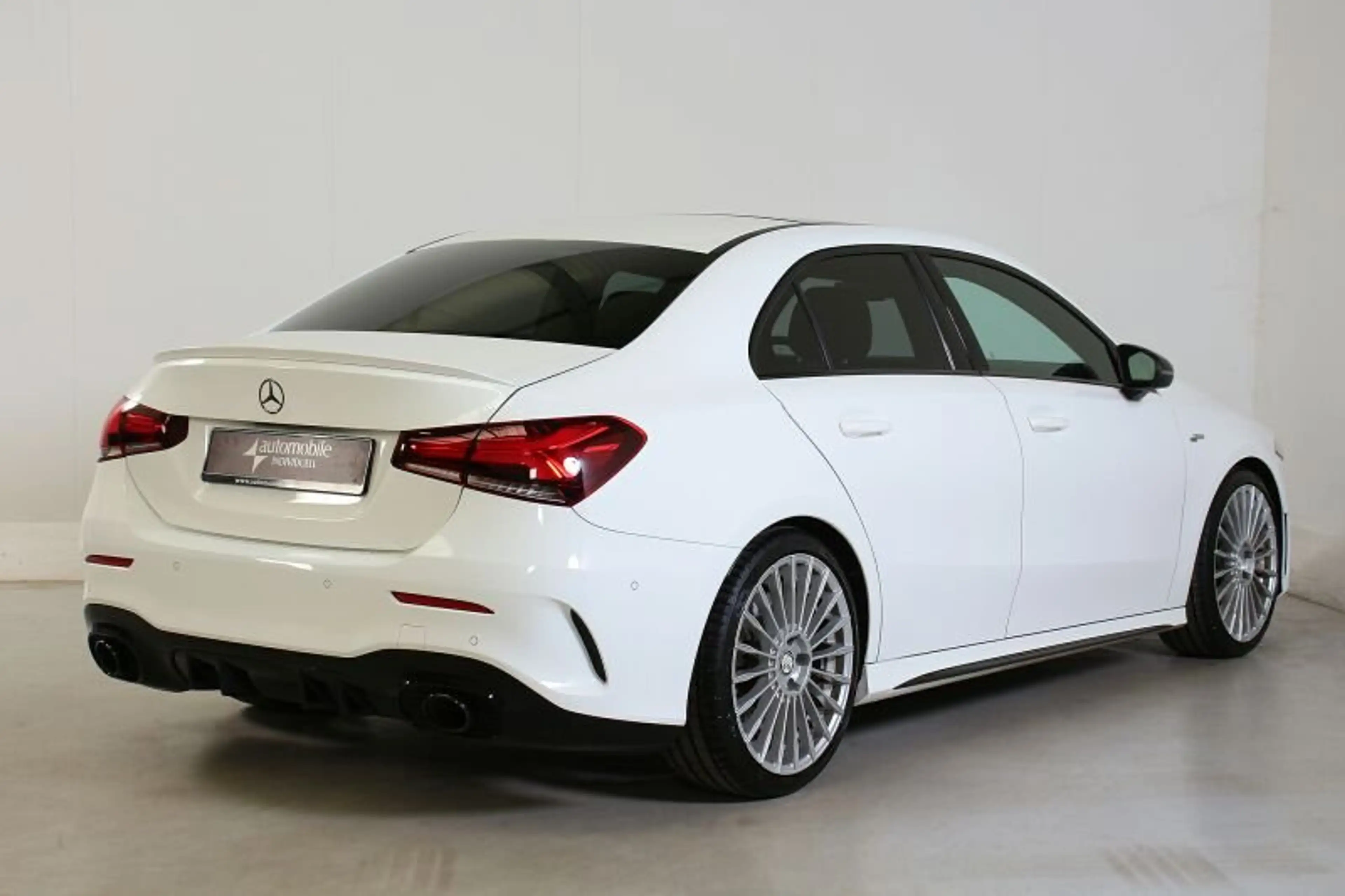 Mercedes-Benz A 35 AMG A35 AMG 4Matic — photo 5