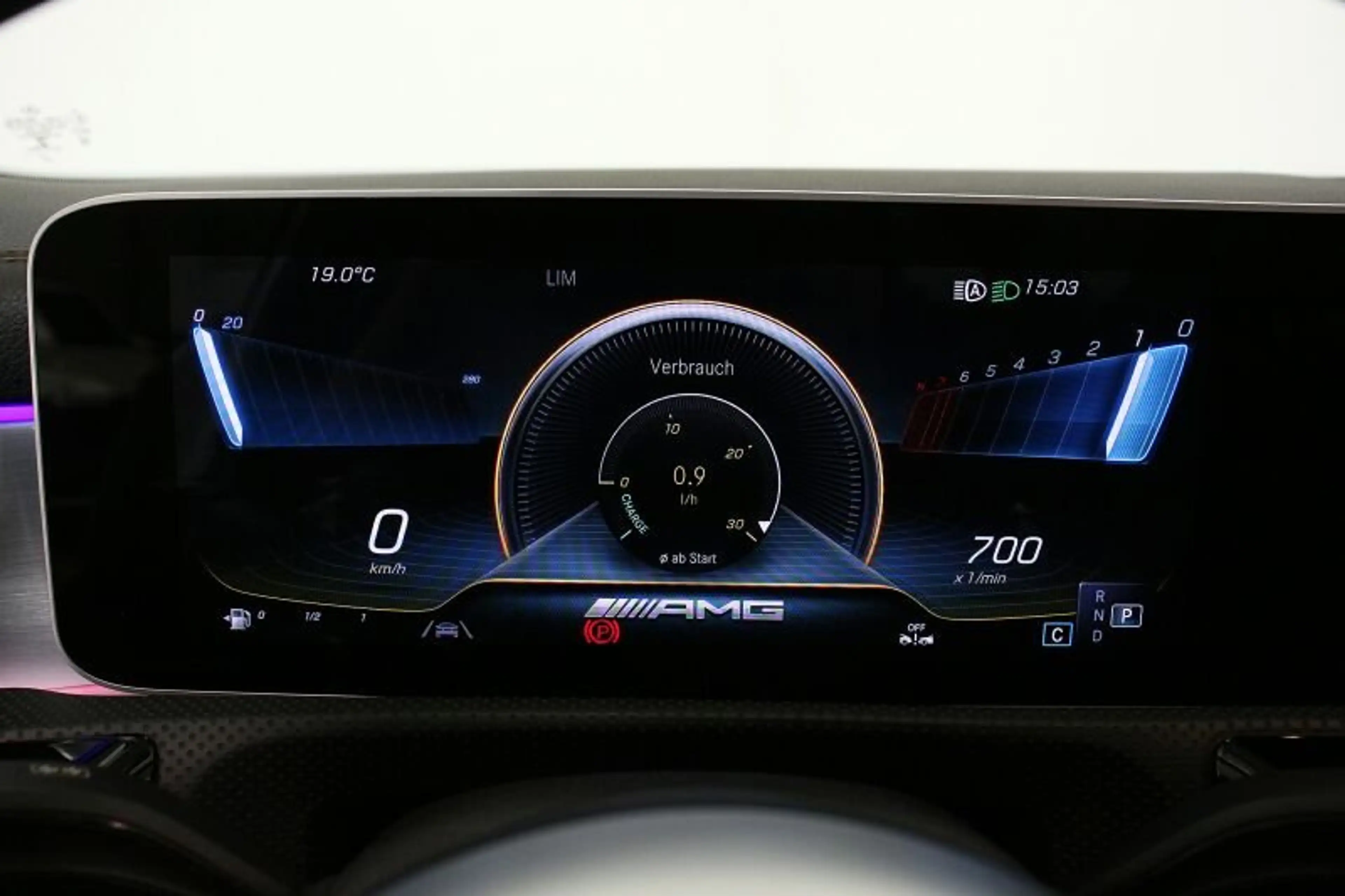 Mercedes-Benz A 35 AMG A35 AMG 4Matic — photo 11