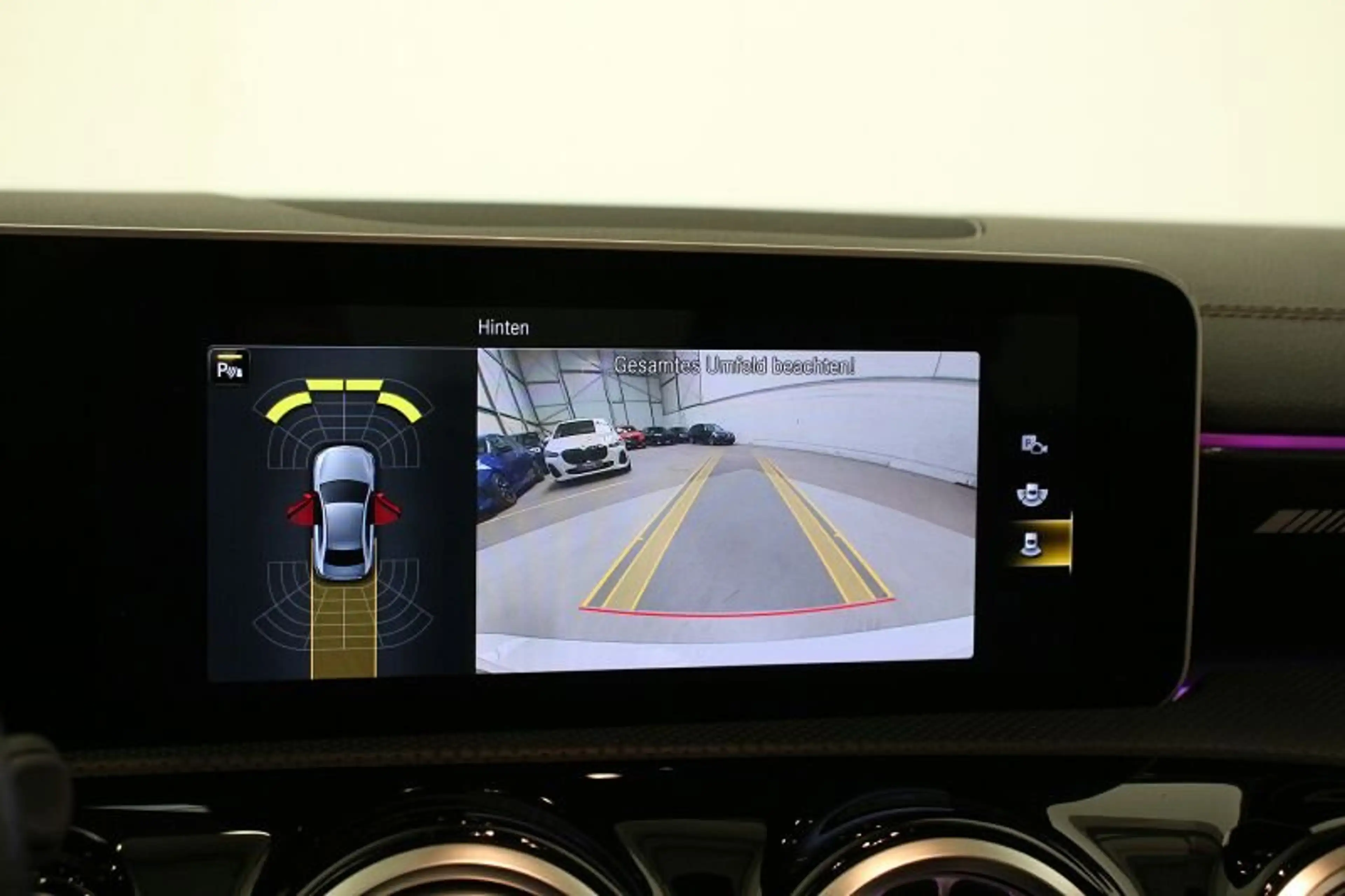 Mercedes-Benz A 35 AMG A35 AMG 4Matic — photo 10