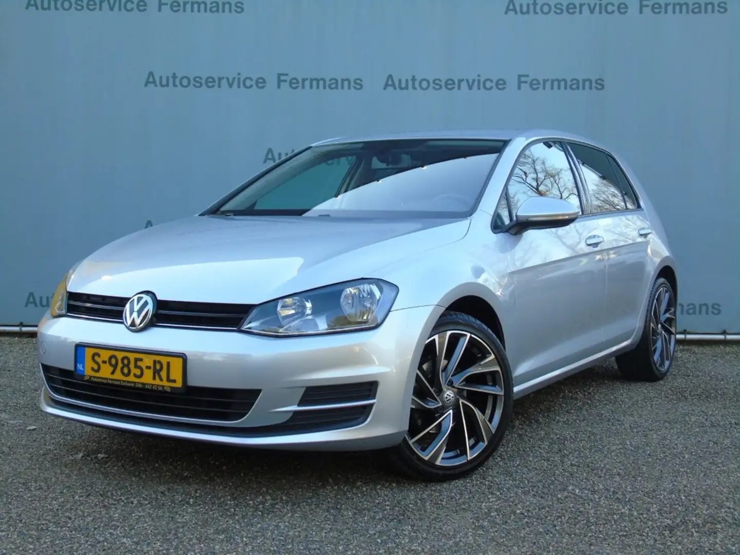 Volkswagen Golf 7 1.2TSI - 2015 - 83DKM - 18Inch - Airco - 5 deurs Grijs - 1