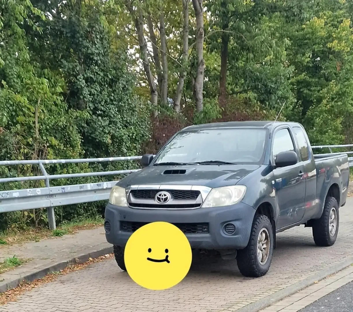 Toyota Hilux 4x4 Extra Cab Sol - 2