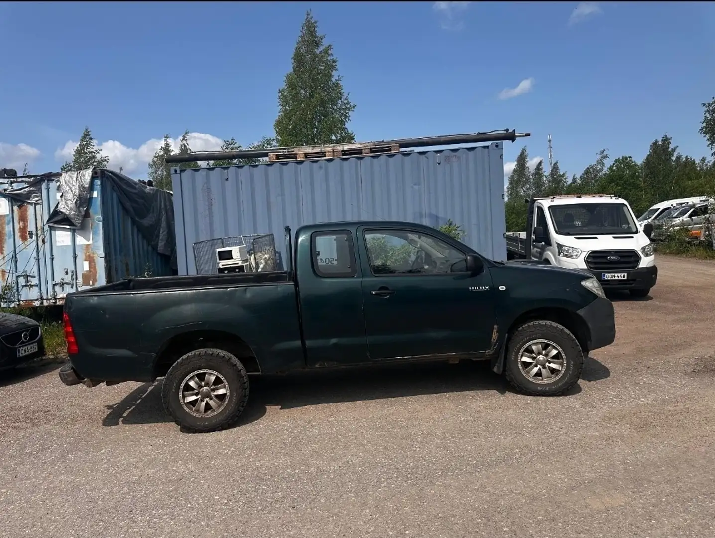 Toyota Hilux 4x4 Extra Cab Sol - 2