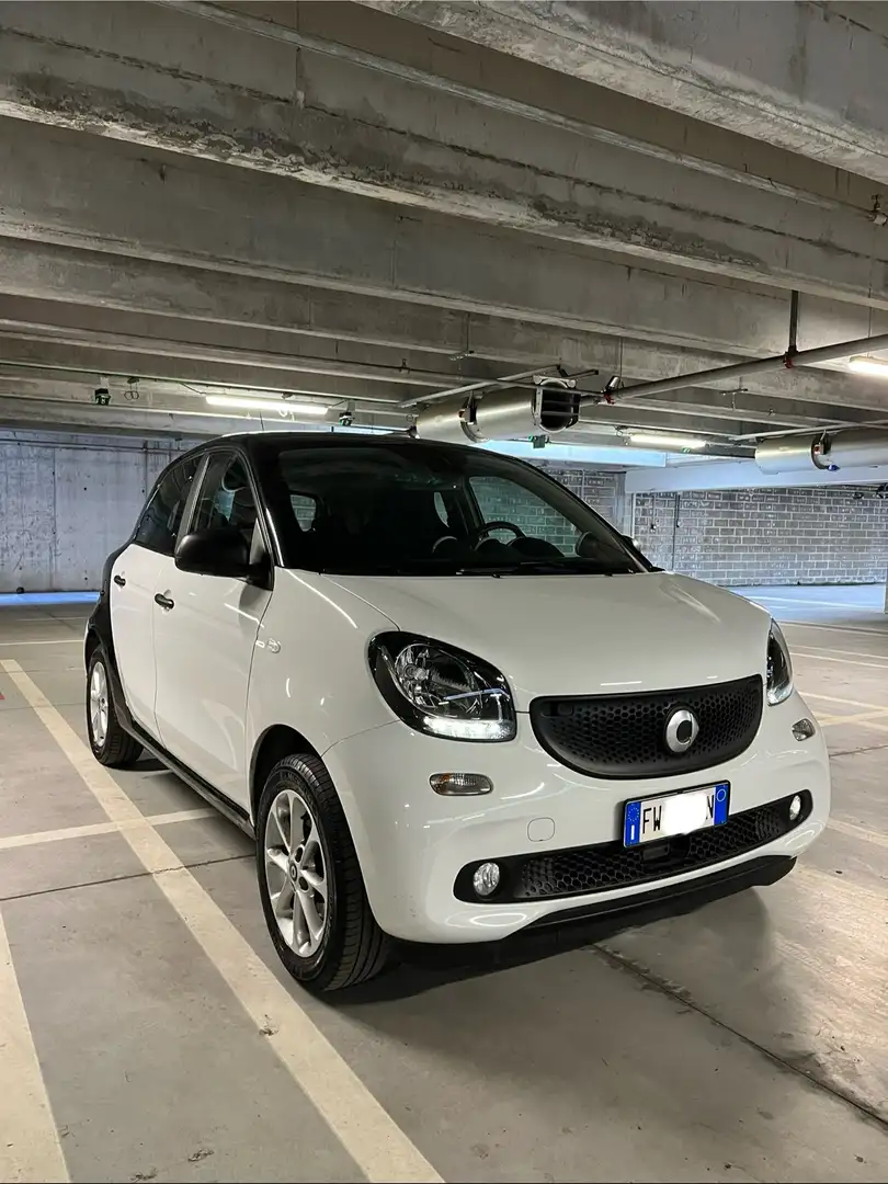 smart forFour 1.0 Youngster 71cv my18 Bianco - 1