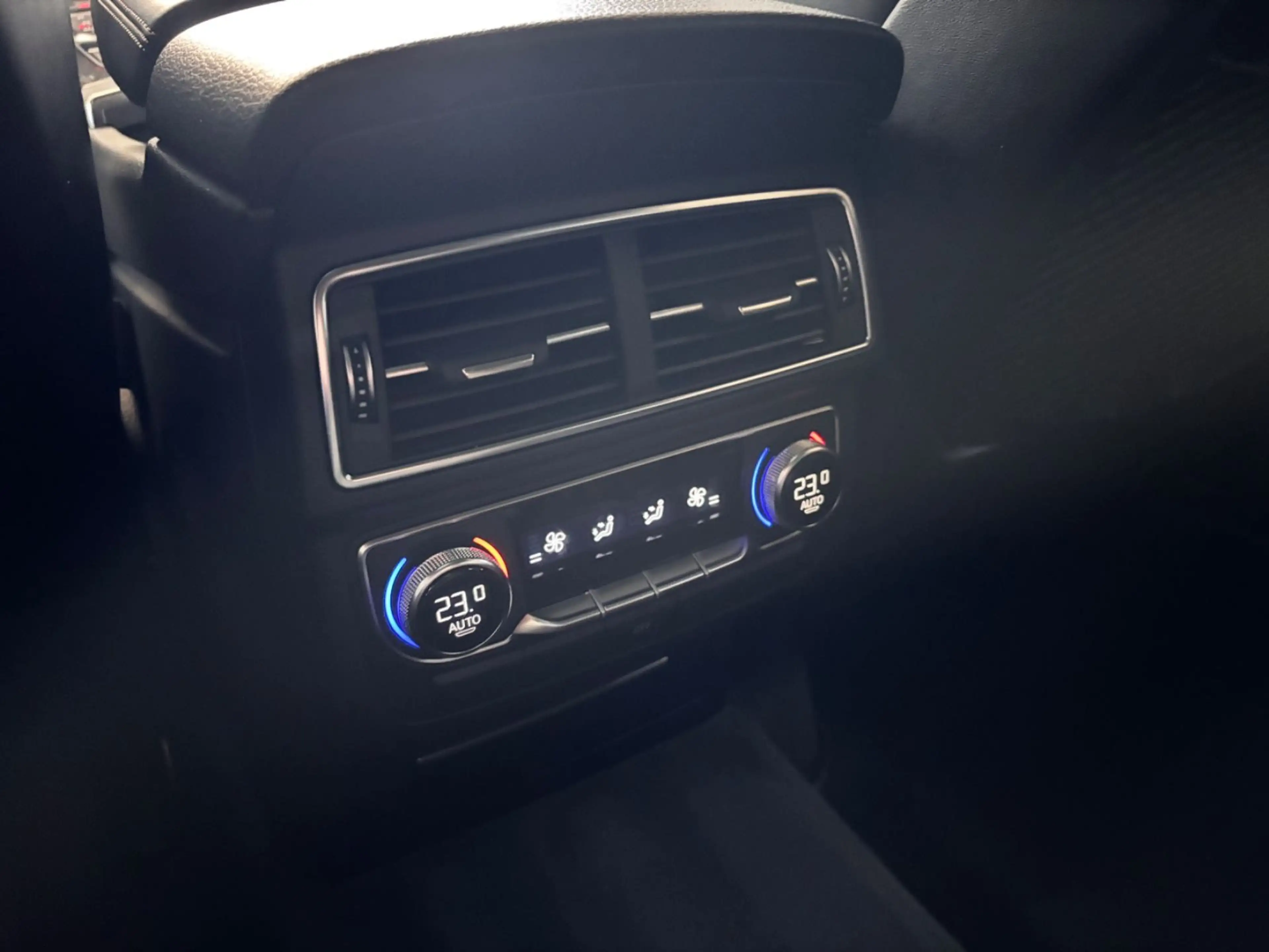 Audi Q7 3.0 TDI quattro 1.Hand — photo 14