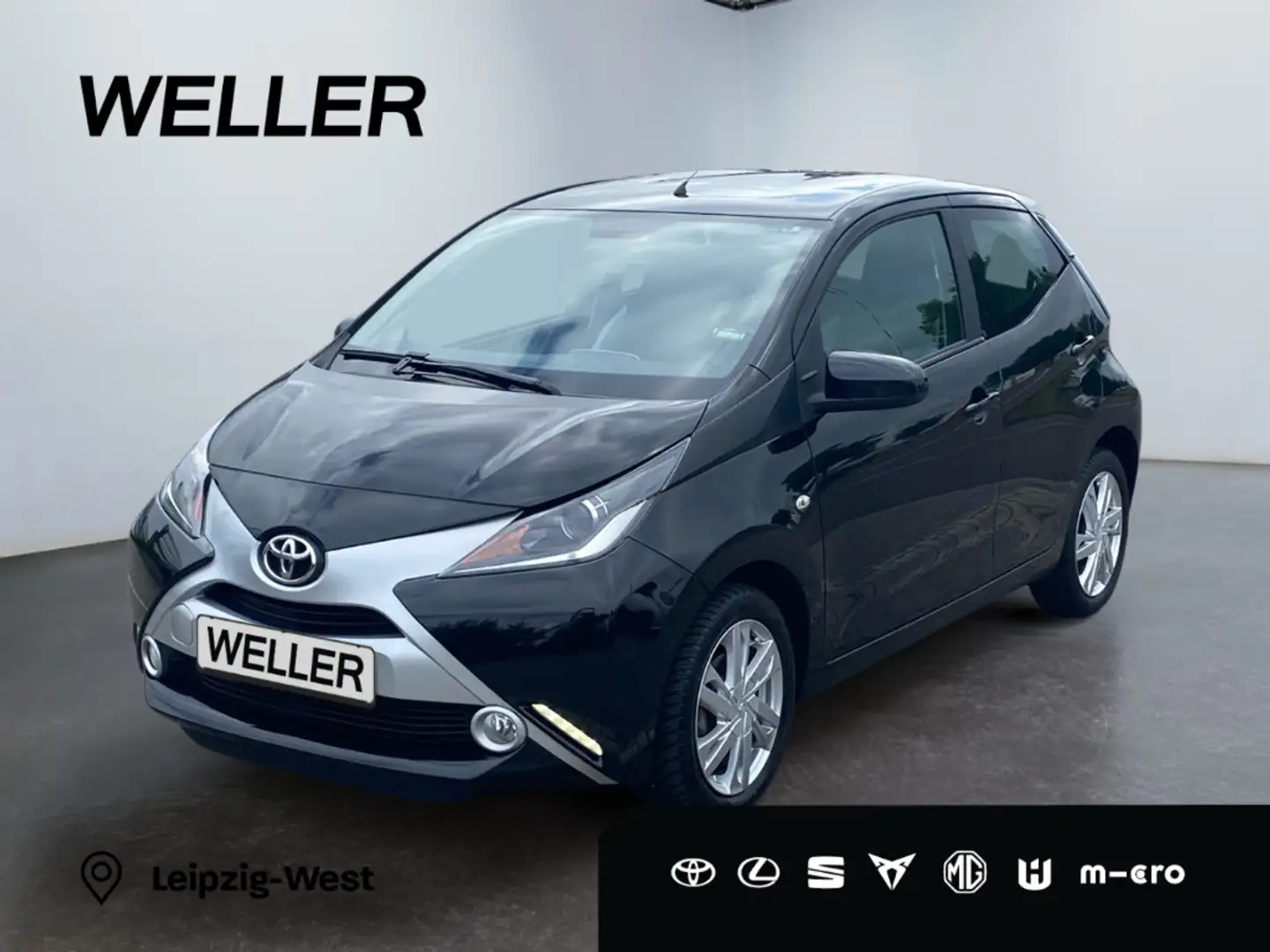 Toyota Aygo x-play touch *CAM*Klima*Color*LMF*Bluetooth* Schwarz - 1