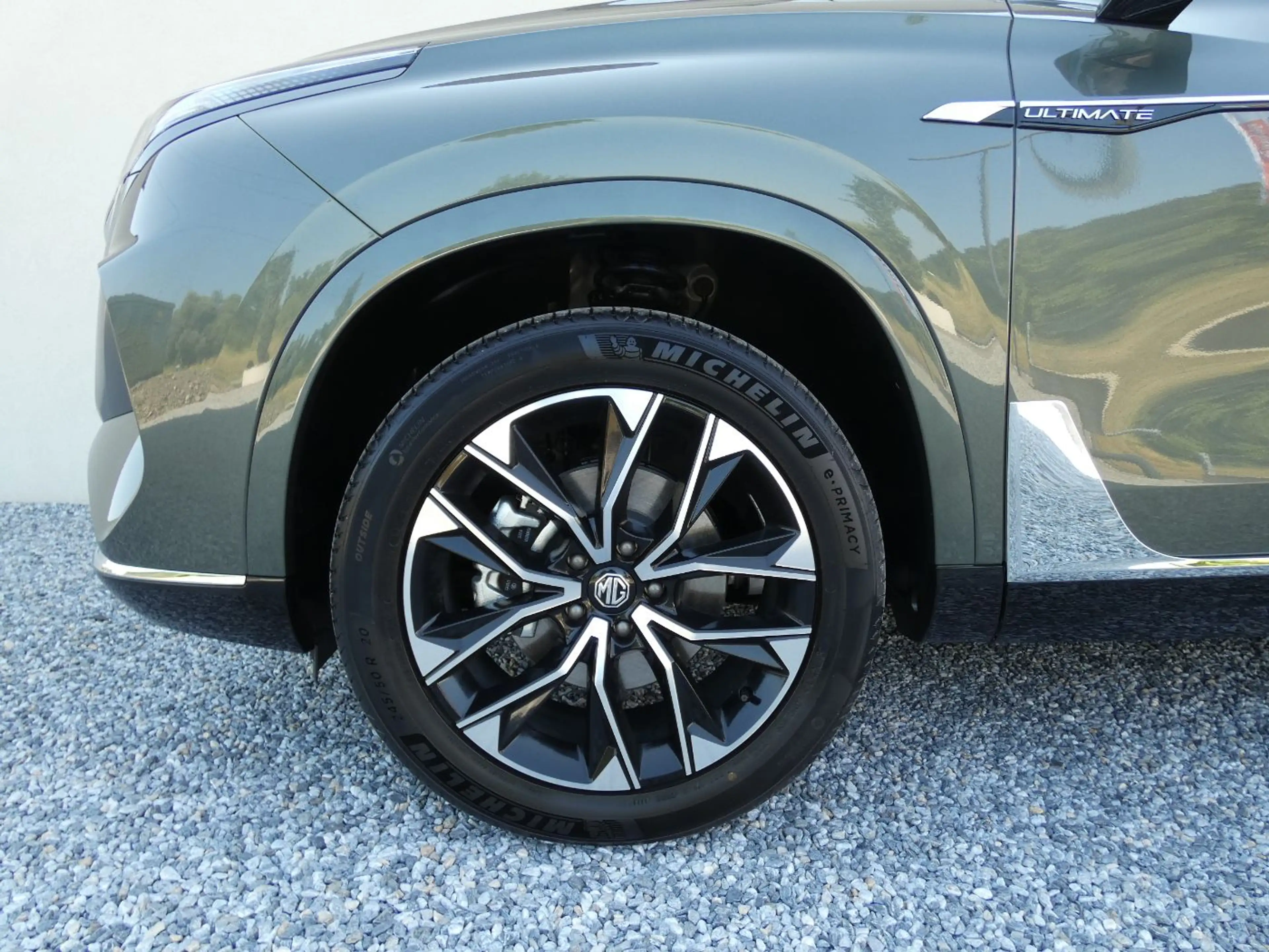 MG MGS9 PHEV+ Luxury +360°+ACC+LED+KeyGo+Panorama — photo 25