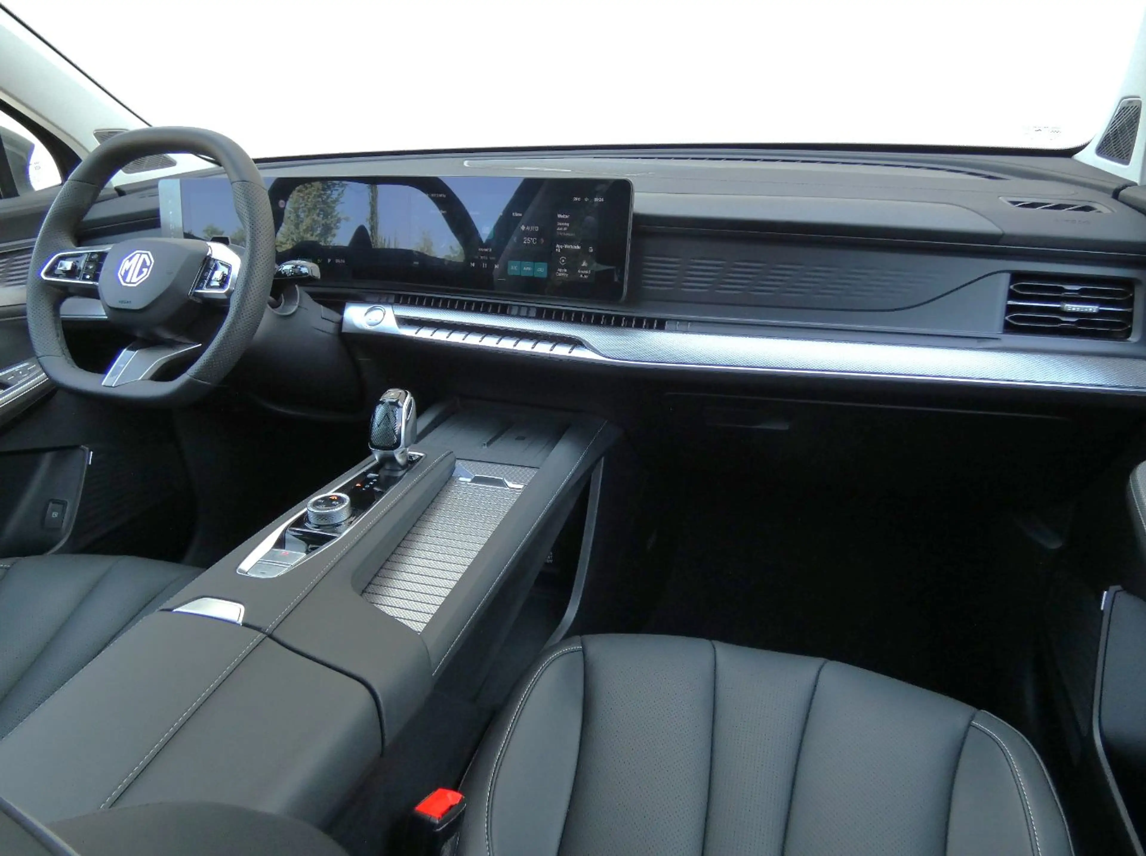 MG MGS9 PHEV+ Luxury +360°+ACC+LED+KeyGo+Panorama — photo 24