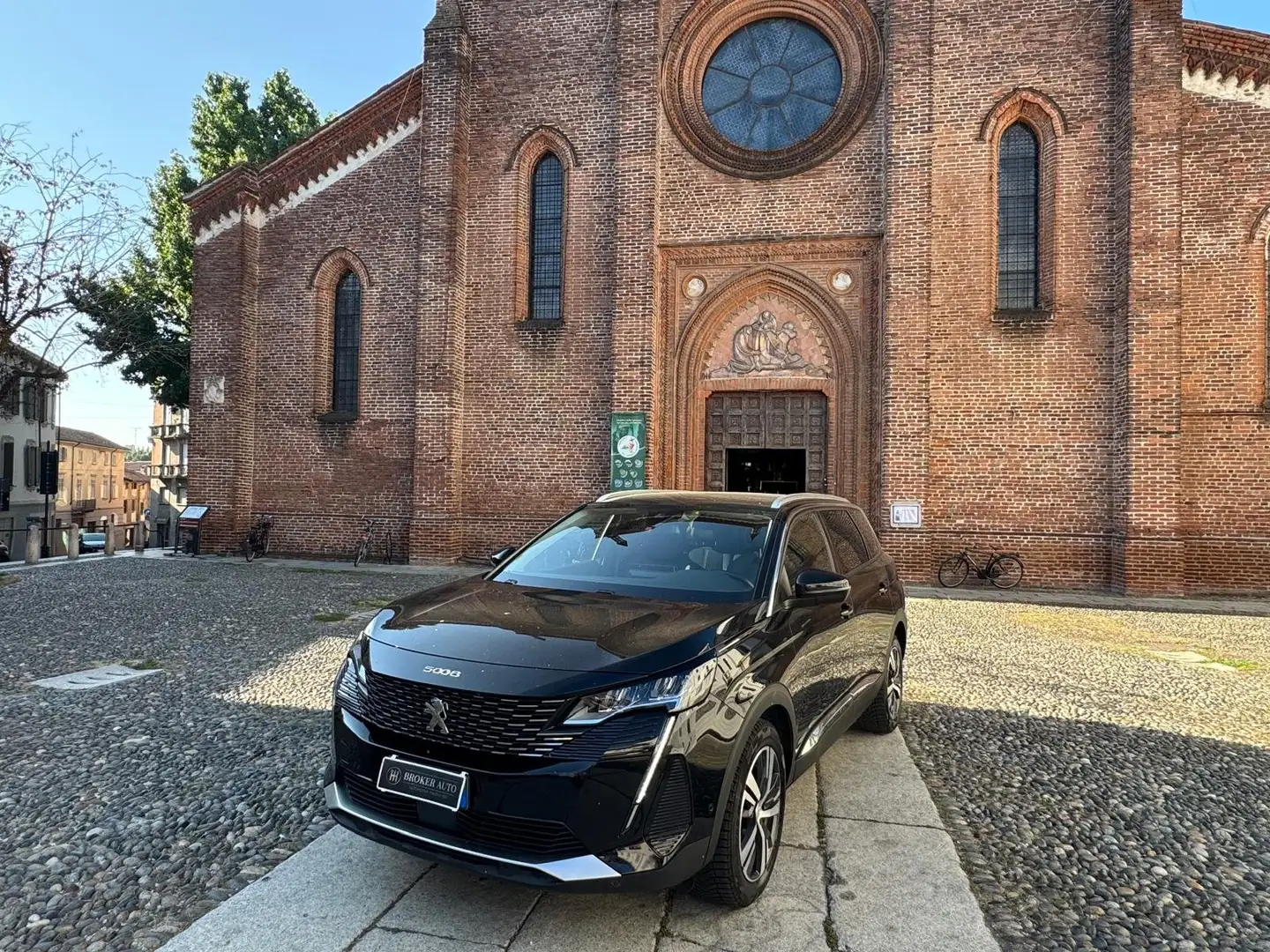 Peugeot 5008 II 2021 1.5 bluehdi Allure s Noir - 1