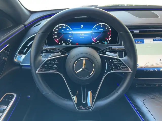 Mercedes-Benz E 220 d 4MATIC T-Modell NP:82.252 Advanced+ Distr Ansicht 11