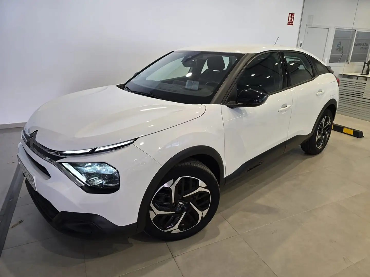 Citroen C4 1.5 BlueHDI S&S Feel Pack EAT8 130 Blanc - 1