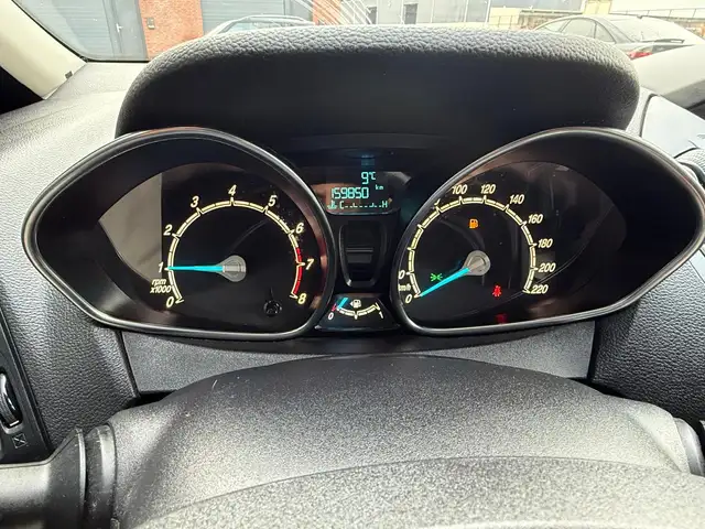 Ford B-Max view 15