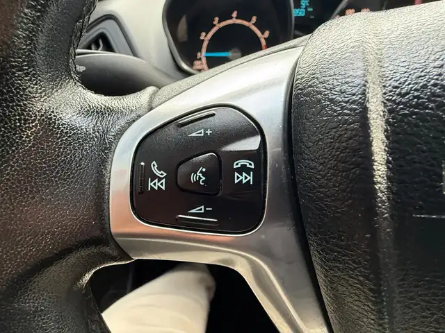 Ford B-Max view 14