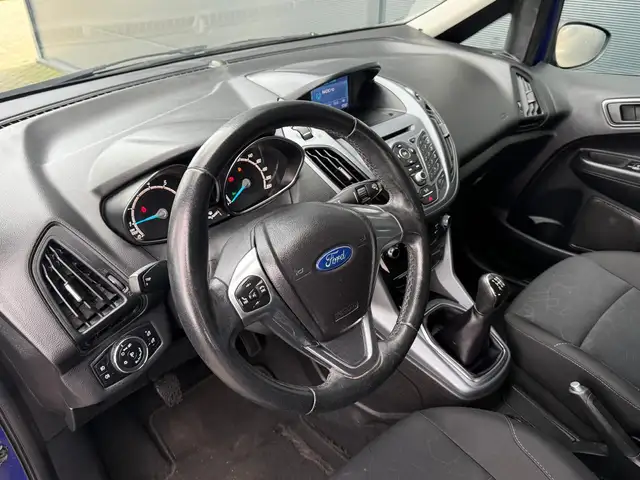 Ford B-Max view 7