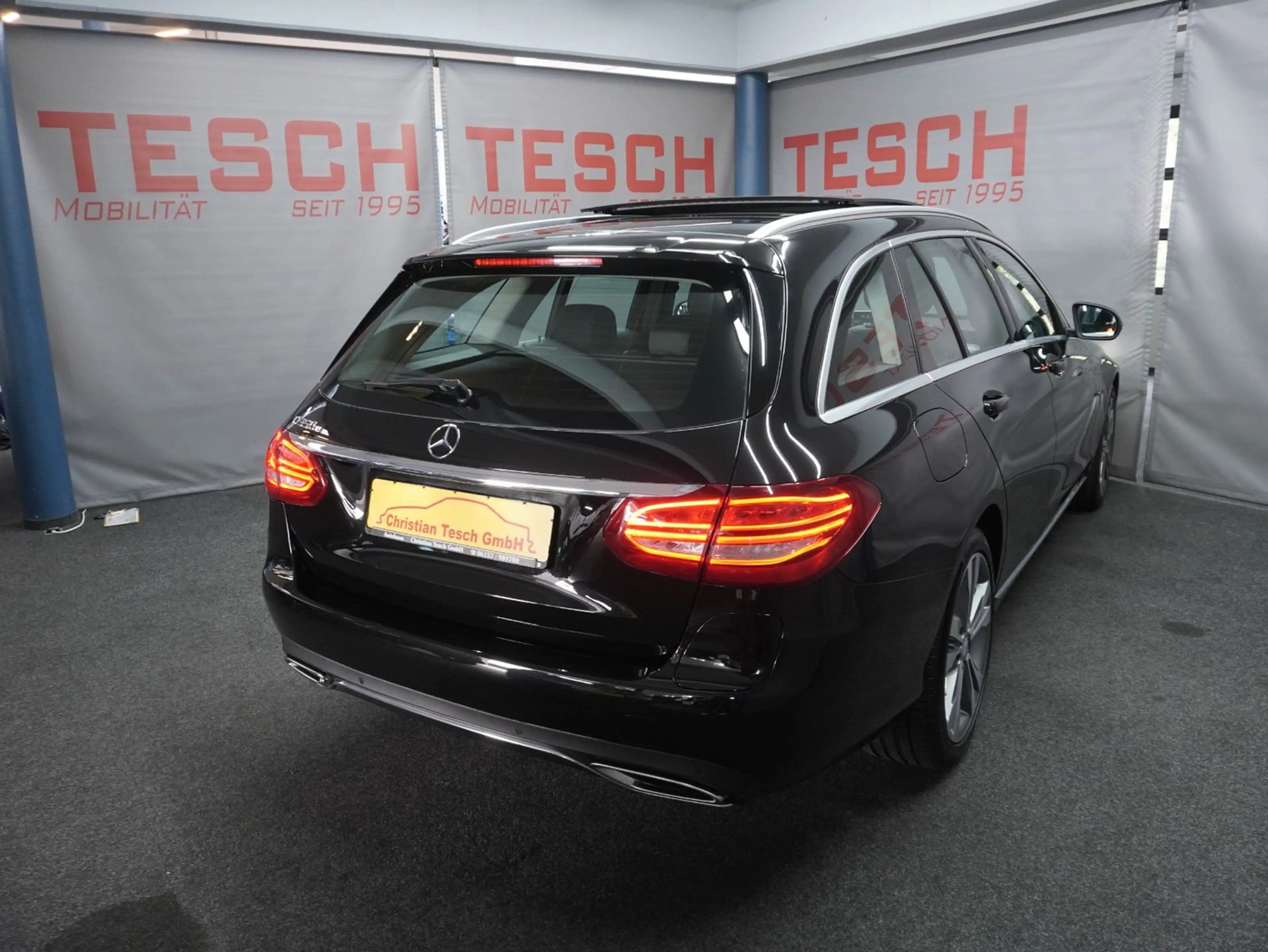 Mercedes-Benz C 350 e T-Modell Avantgarde|Panorama|Burmester — photo 4