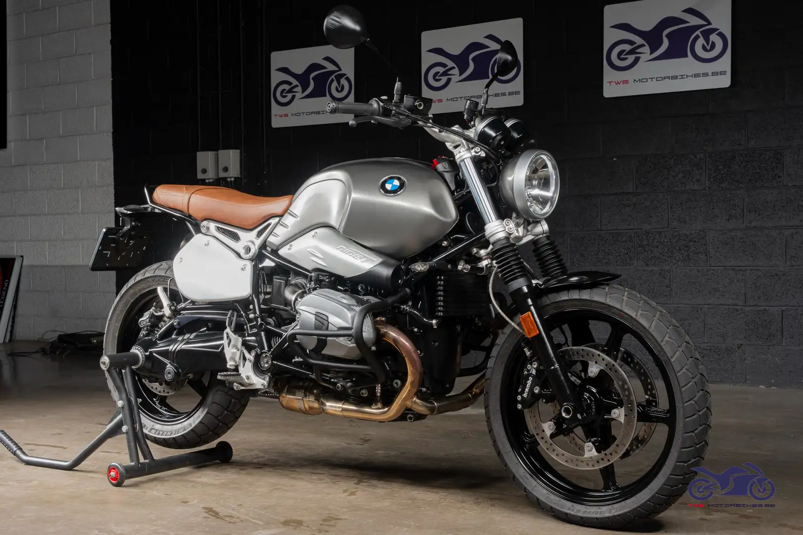 BMW R nineT Scrambler Grijs - 2