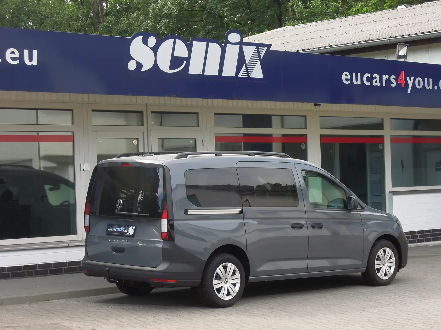 Volkswagen Caddy MAXI LR 1.5 TSi 2-3-2 AC AHK 4Season App Privacy Gris - 1