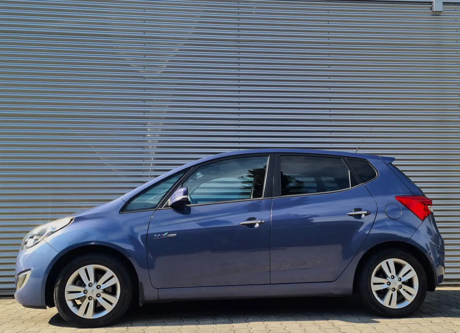 Hyundai iX20 1.6i i-Vision 08-2011 Blauw Metallic 142dkm NAP!! Blauw - 2