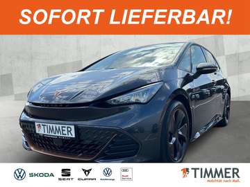 62 kWh +LED +ACC +RKAM +HuD +NAVI +SHZ +19" +CARP