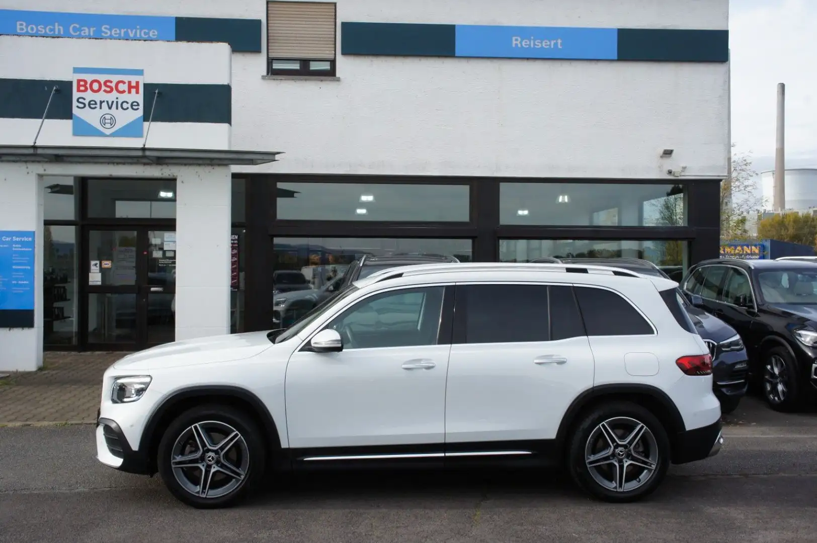 Mercedes-Benz GLB 220 d 4M AMG Line*AHK*ACC*APP*DAB*LED*NAV Argent - 2