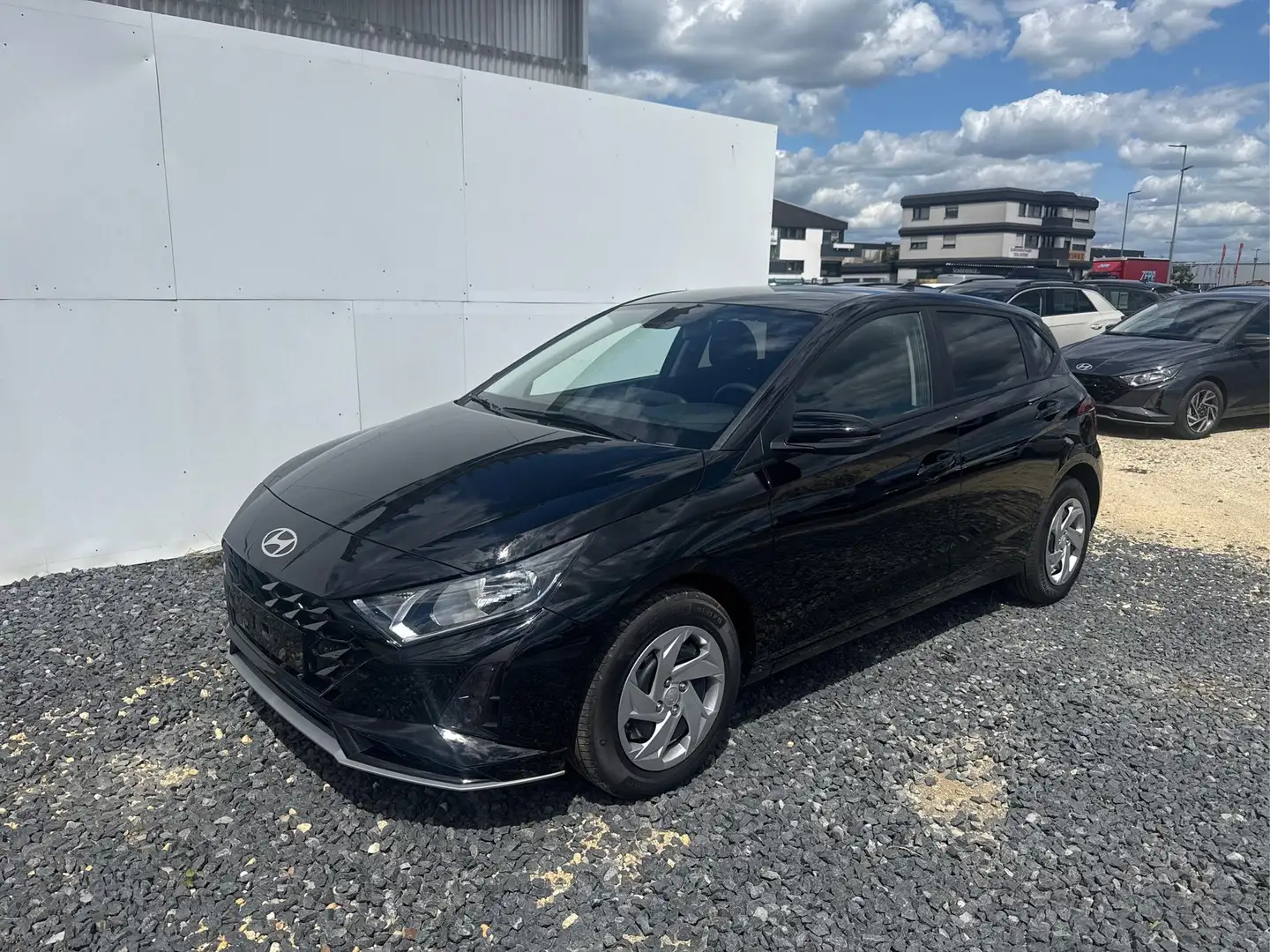 Hyundai i20 COMFORT KLIMAAUTOAMTIK SHZ NAVI RFK PDC 1.0 T-G... Schwarz - 1