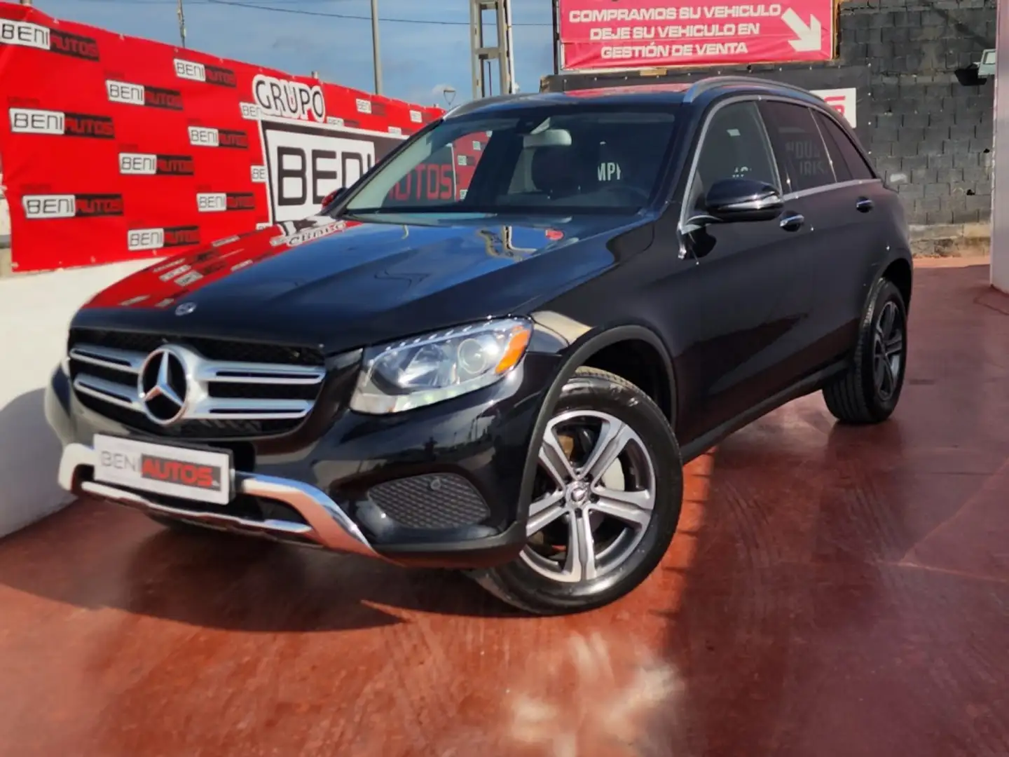Mercedes-Benz GLC 300 4Matic 9G-Tronic Negro - 1