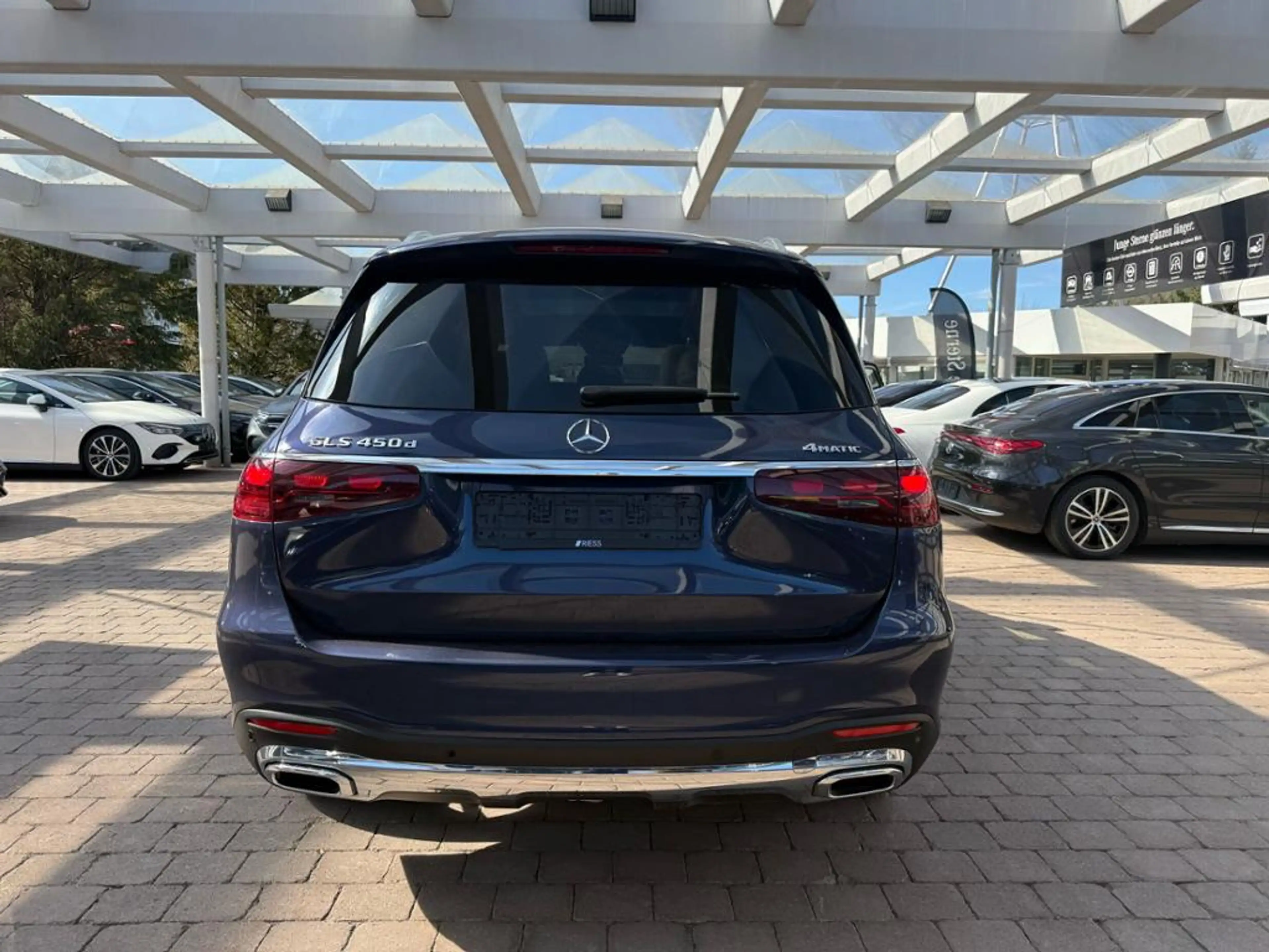 Mercedes-Benz GLS 450 d 4M AMG Sport Distr AHK Pano 7 Sitze Sitzkl — photo 7