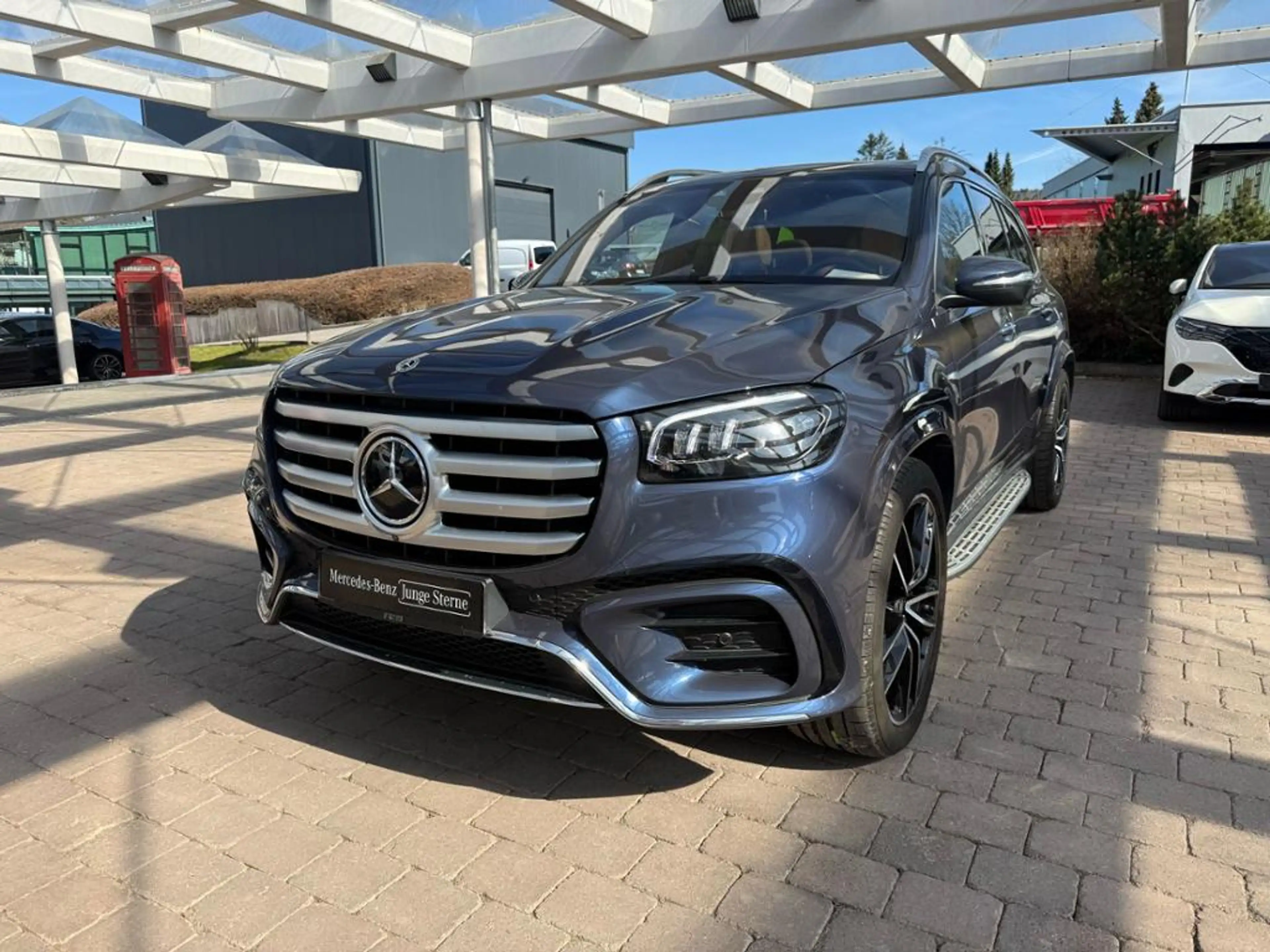 Mercedes-Benz GLS 450 d 4M AMG Sport Distr AHK Pano 7 Sitze Sitzkl — photo 2