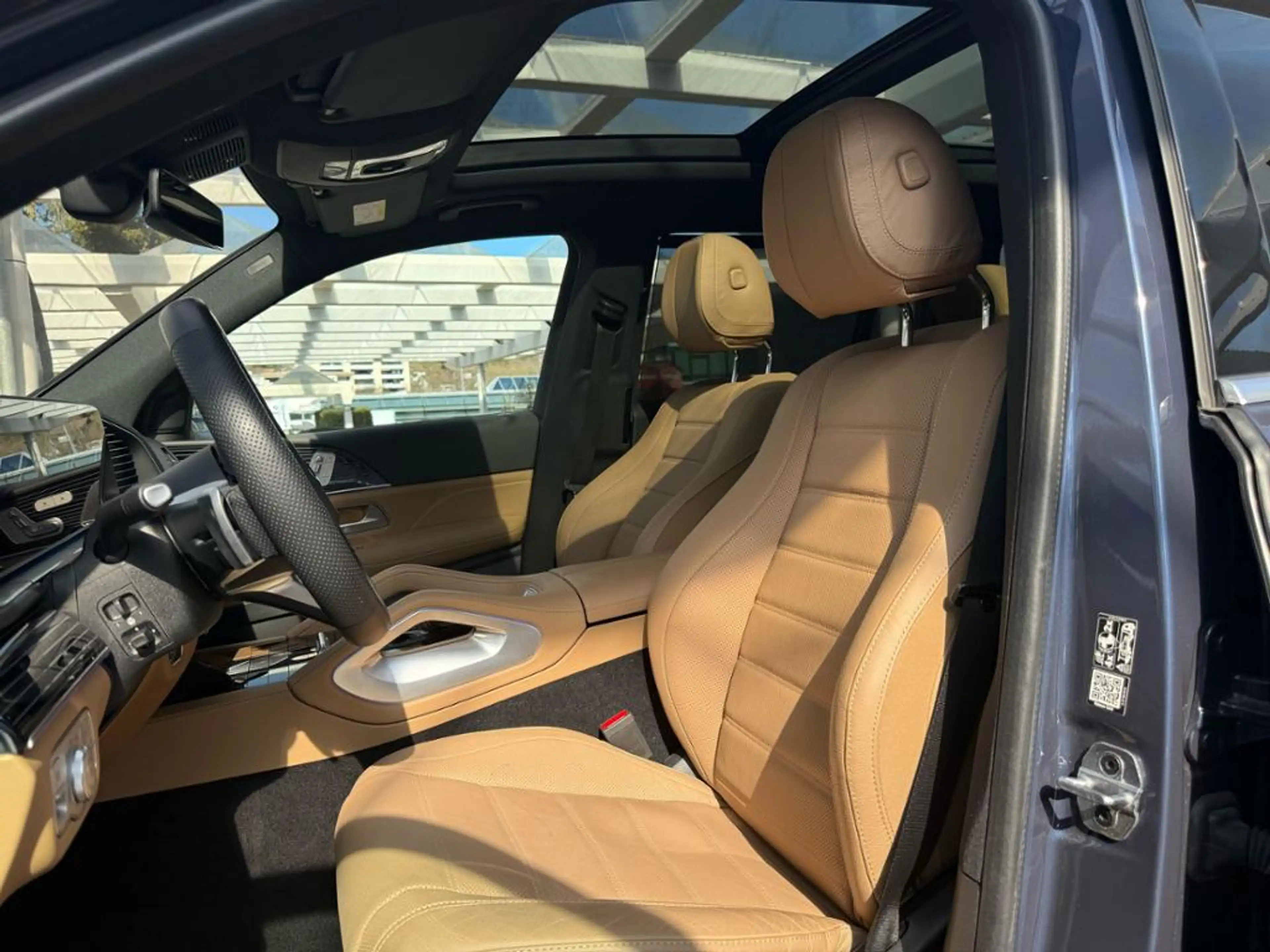 Mercedes-Benz GLS 450 d 4M AMG Sport Distr AHK Pano 7 Sitze Sitzkl — photo 10