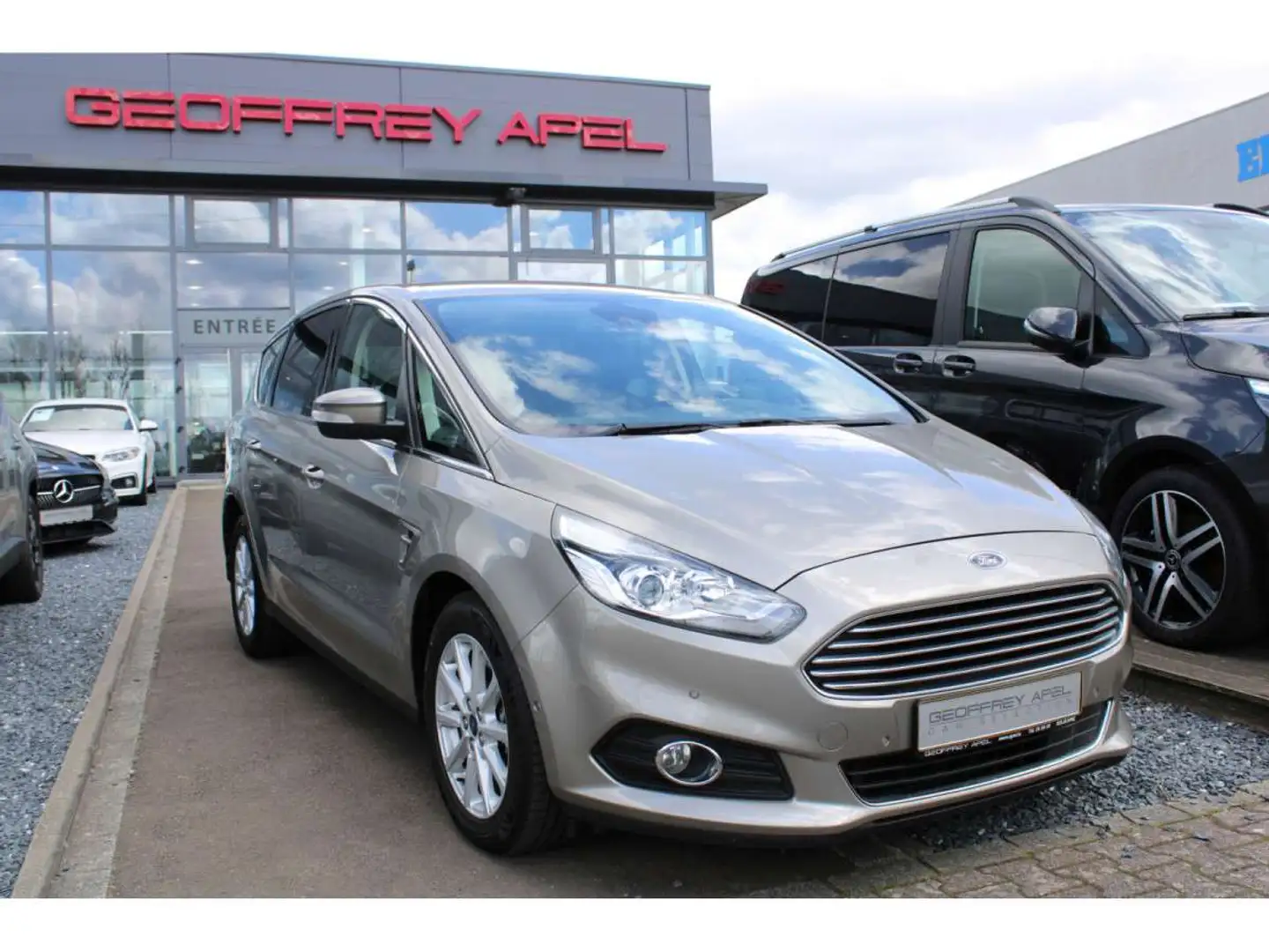 Ford S-Max TITANIUM CUIR LED NAVI Gris - 1