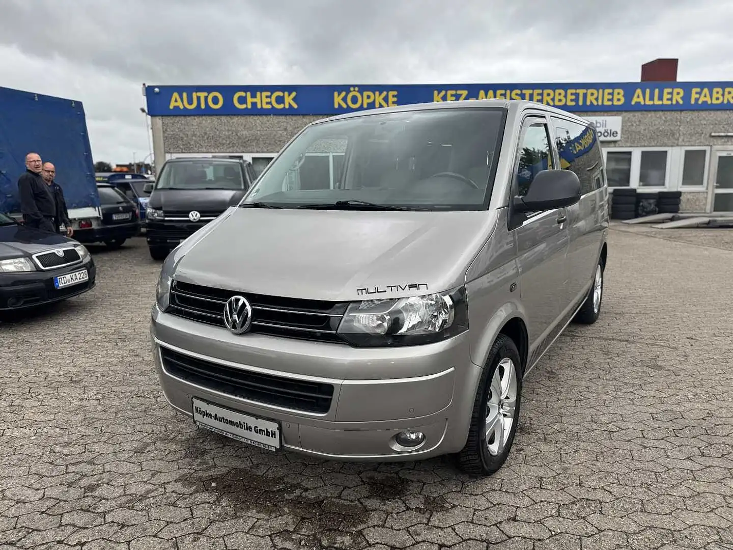 Volkswagen T5 Multivan Multivan T5 2.0 TDI/DSG/PDC/Tempomat/AHK Beige - 1