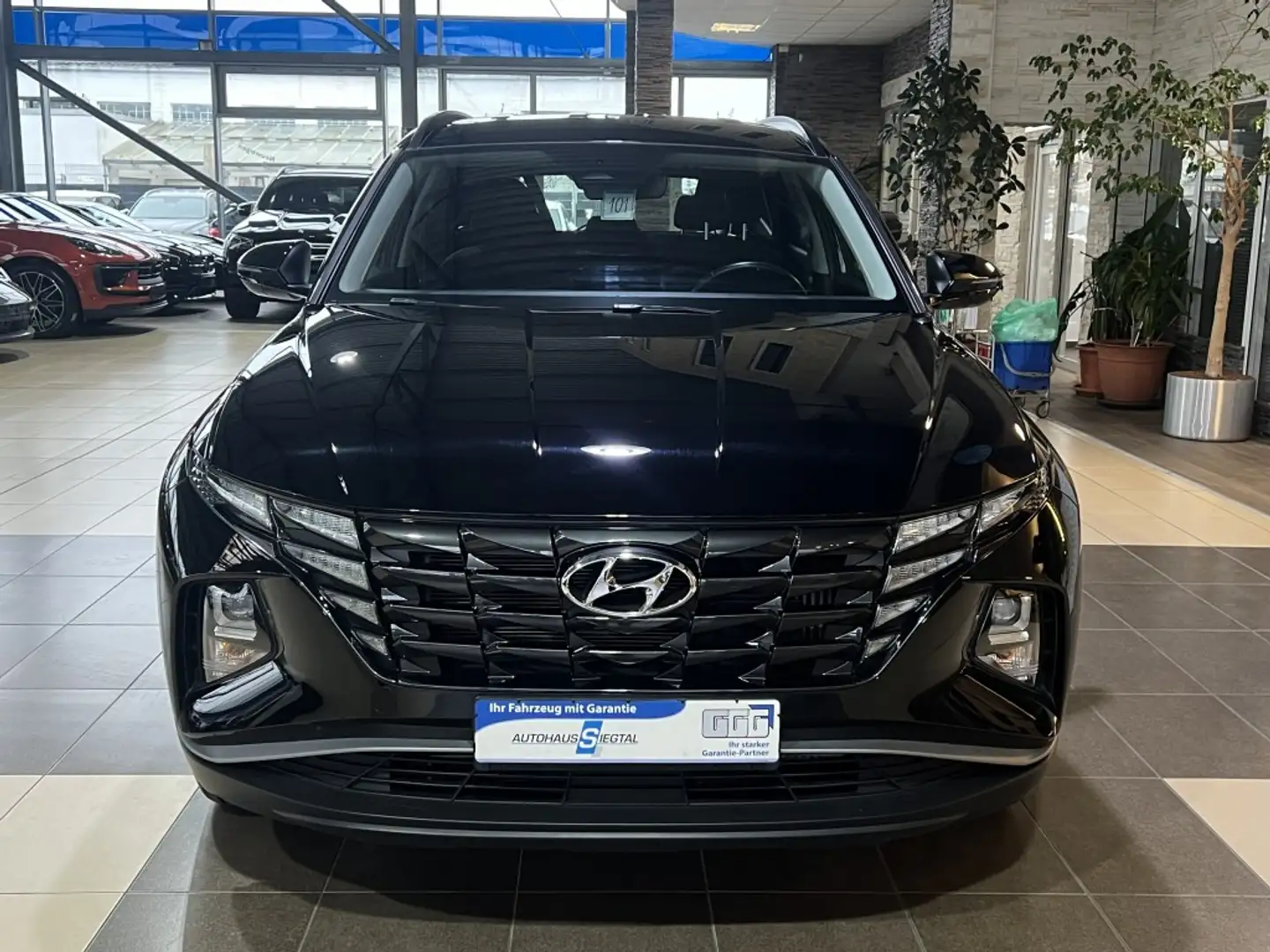 Hyundai TUCSON Select Hybrid dig.Cockpit R.Cam PDC DAB+ Schwarz - 2
