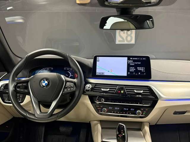 BMW 520 — photo 9