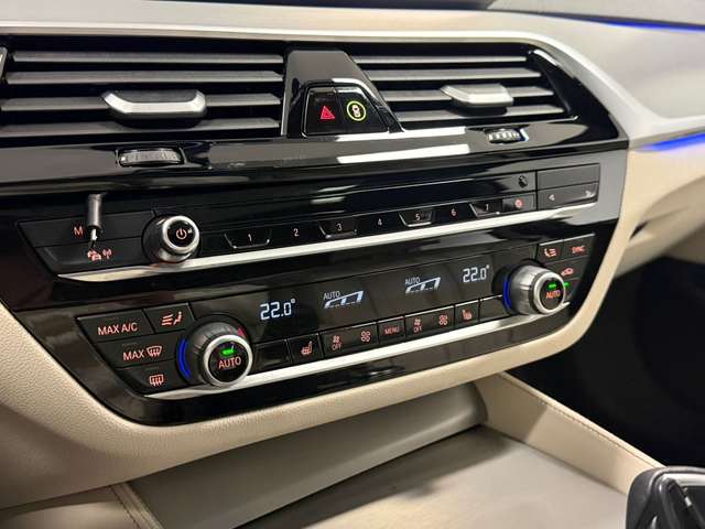 BMW 520 — photo 14